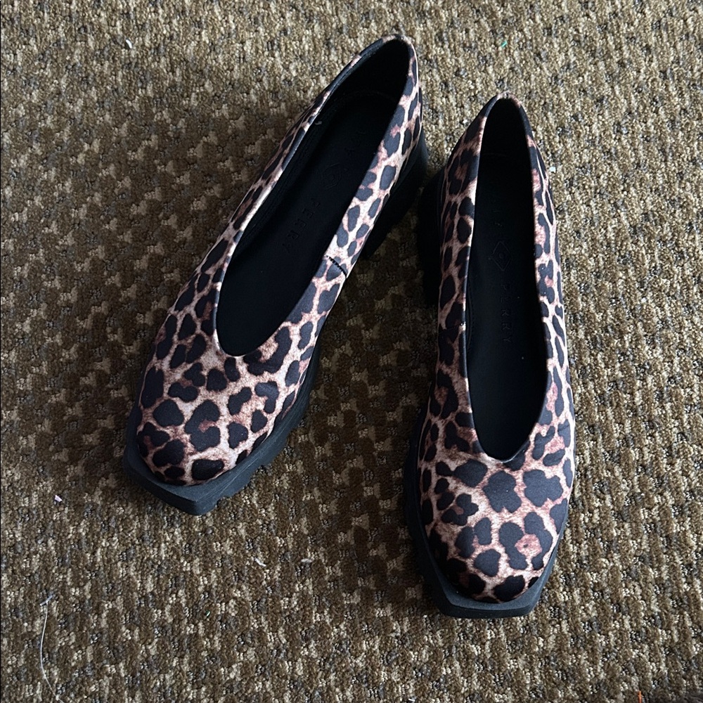 Katy Perry The Daarling Leopard Print Slip On Flats - Brown/Black